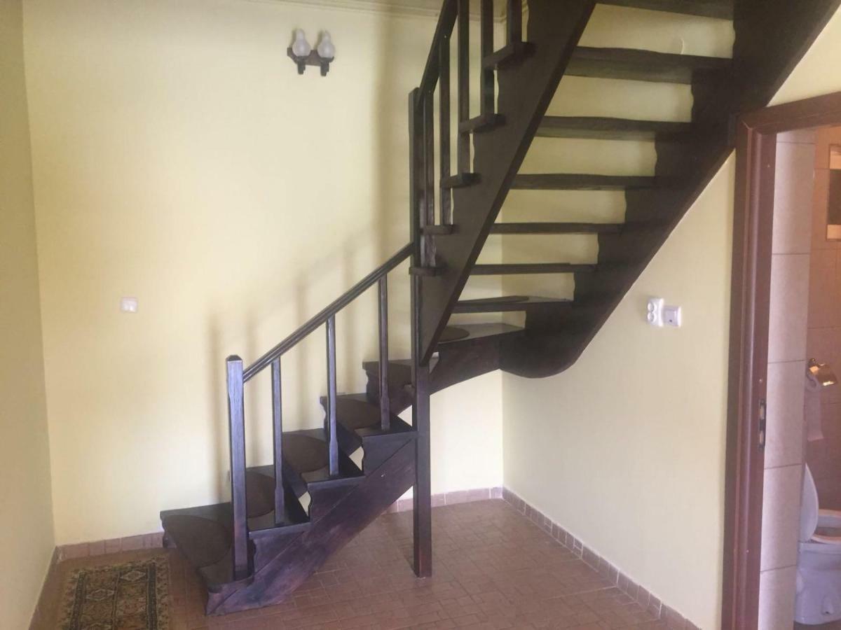 Casa Albert Valea Avrigului ภายนอก รูปภาพ