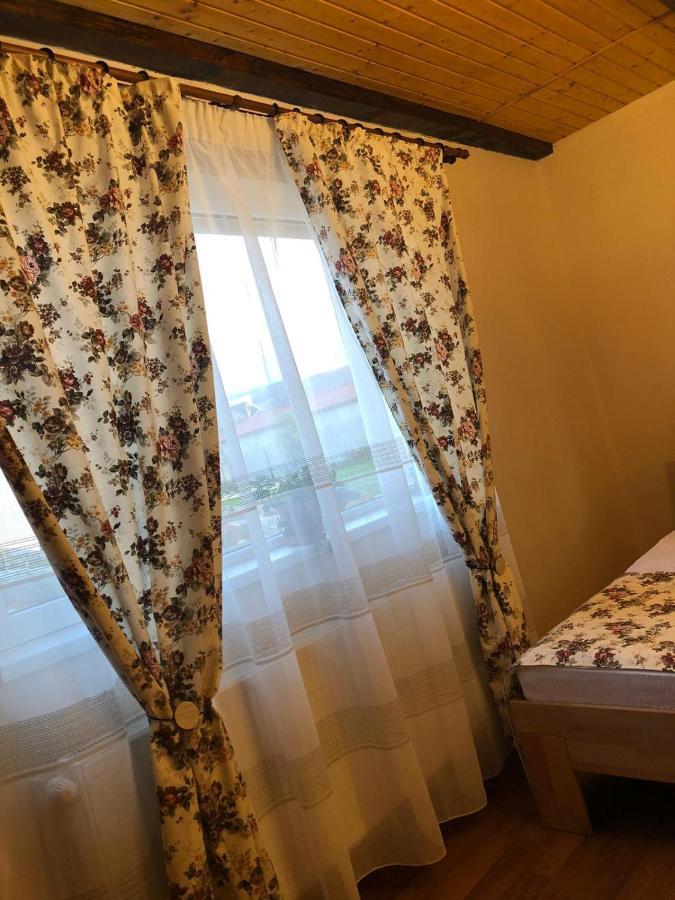 Casa Albert Valea Avrigului ภายนอก รูปภาพ