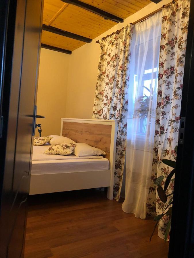Casa Albert Valea Avrigului ภายนอก รูปภาพ